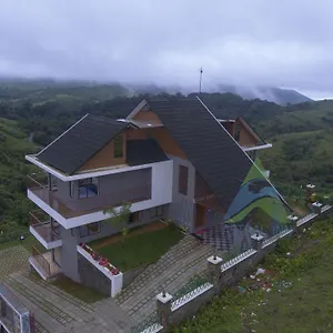 Honeycomb By Astral Resort